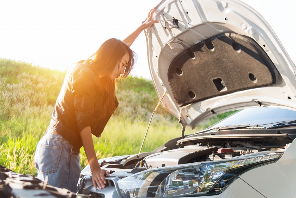 checking the car's engine