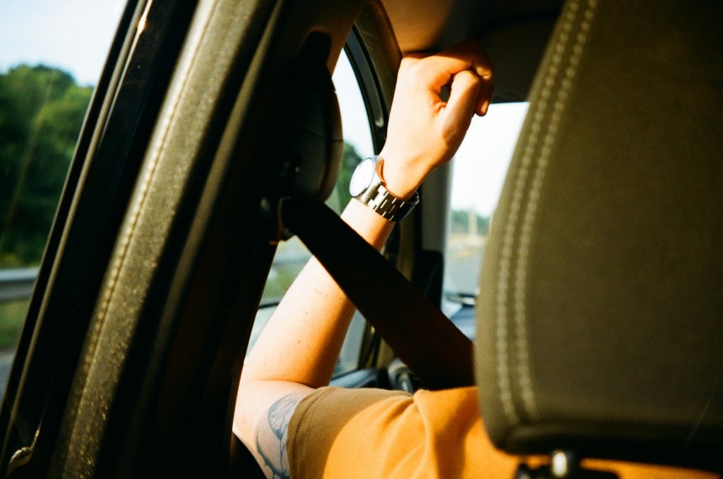 driver wearing seat belt
