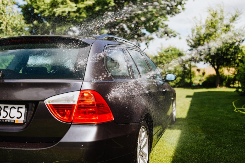 self serving car wash
